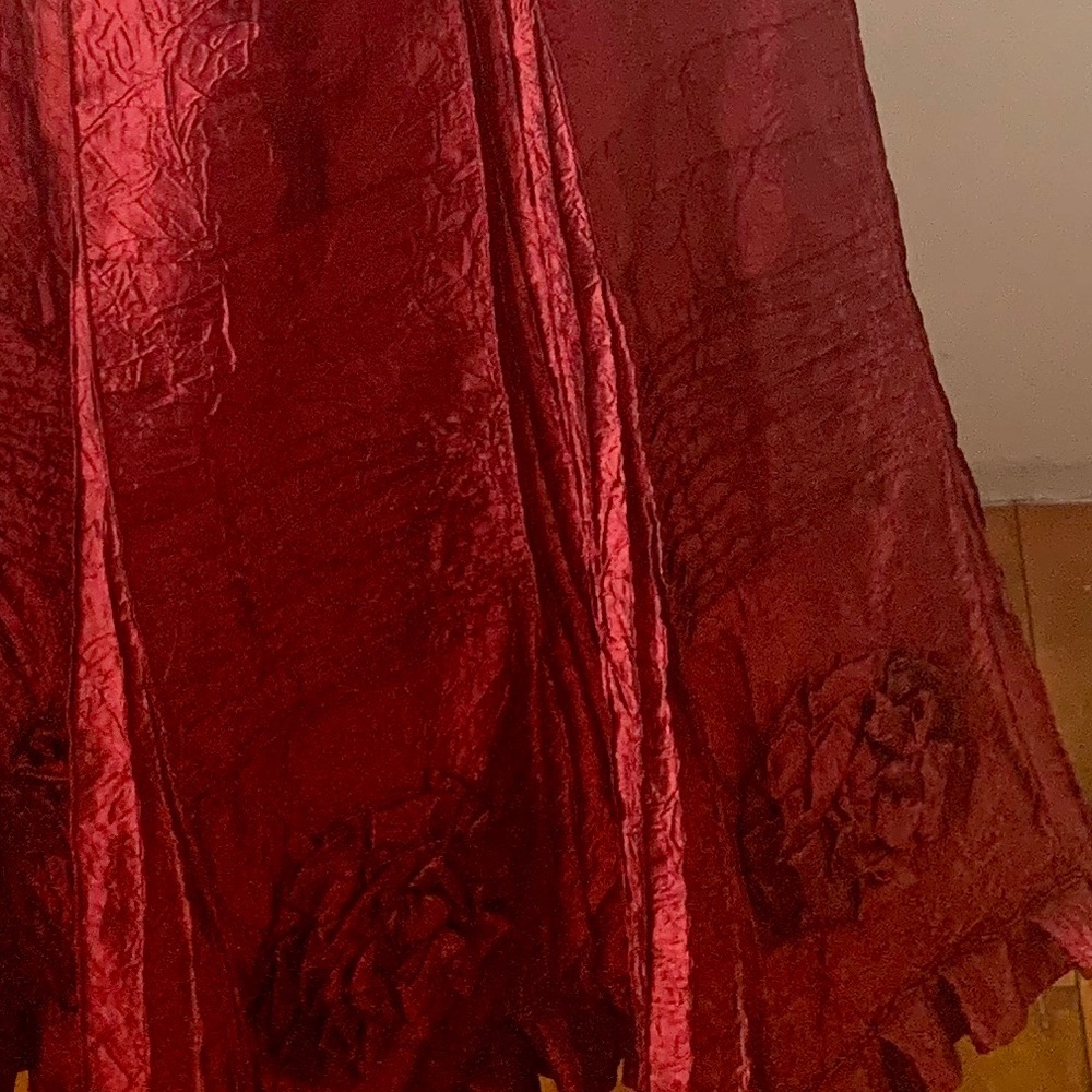 Cordelia Crinkle Wine Maxi Skirt